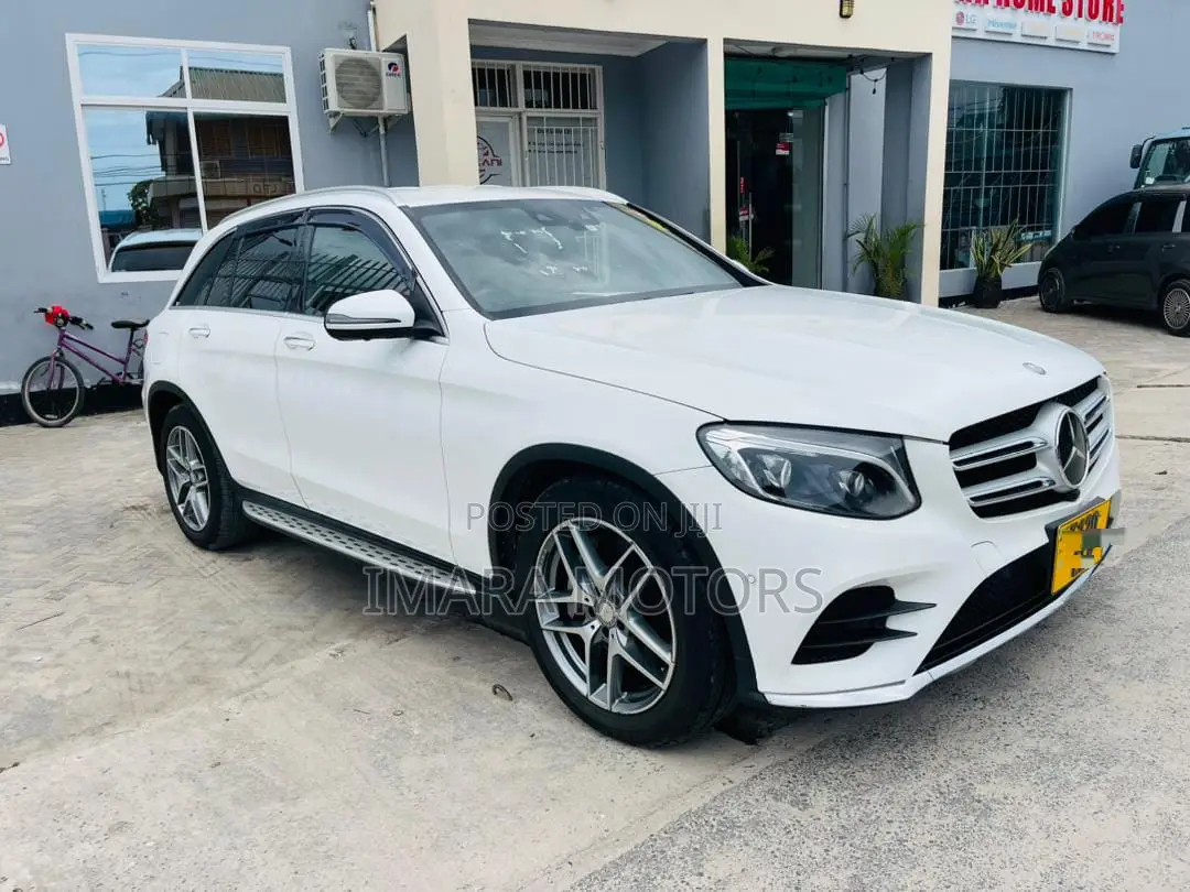Mercedes-Benz GLC-Class 2017 White