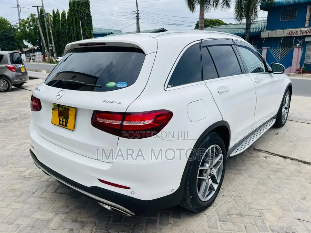 Mercedes-Benz GLC-Class 2017 White