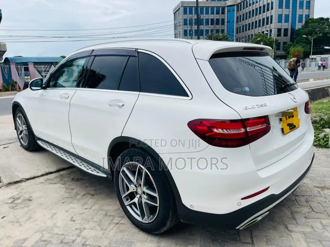 Mercedes-Benz GLC-Class 2017 White