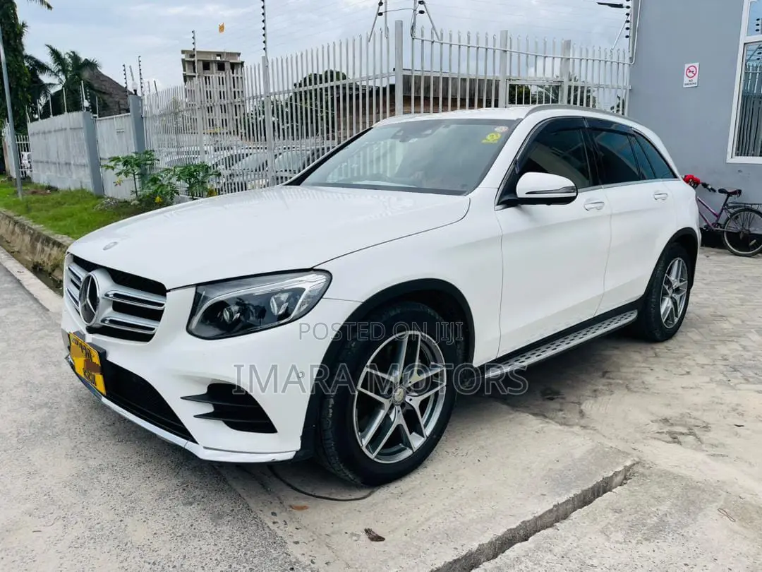 Mercedes-Benz GLC-Class 2017 White