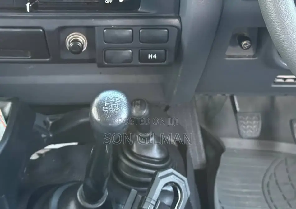 Toyota Land Cruiser 2015 Pearl