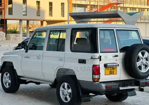 Toyota Land Cruiser 2015 Pearl