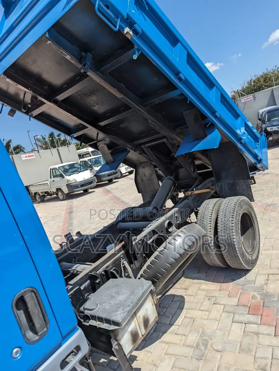 Mitsubishi Canter