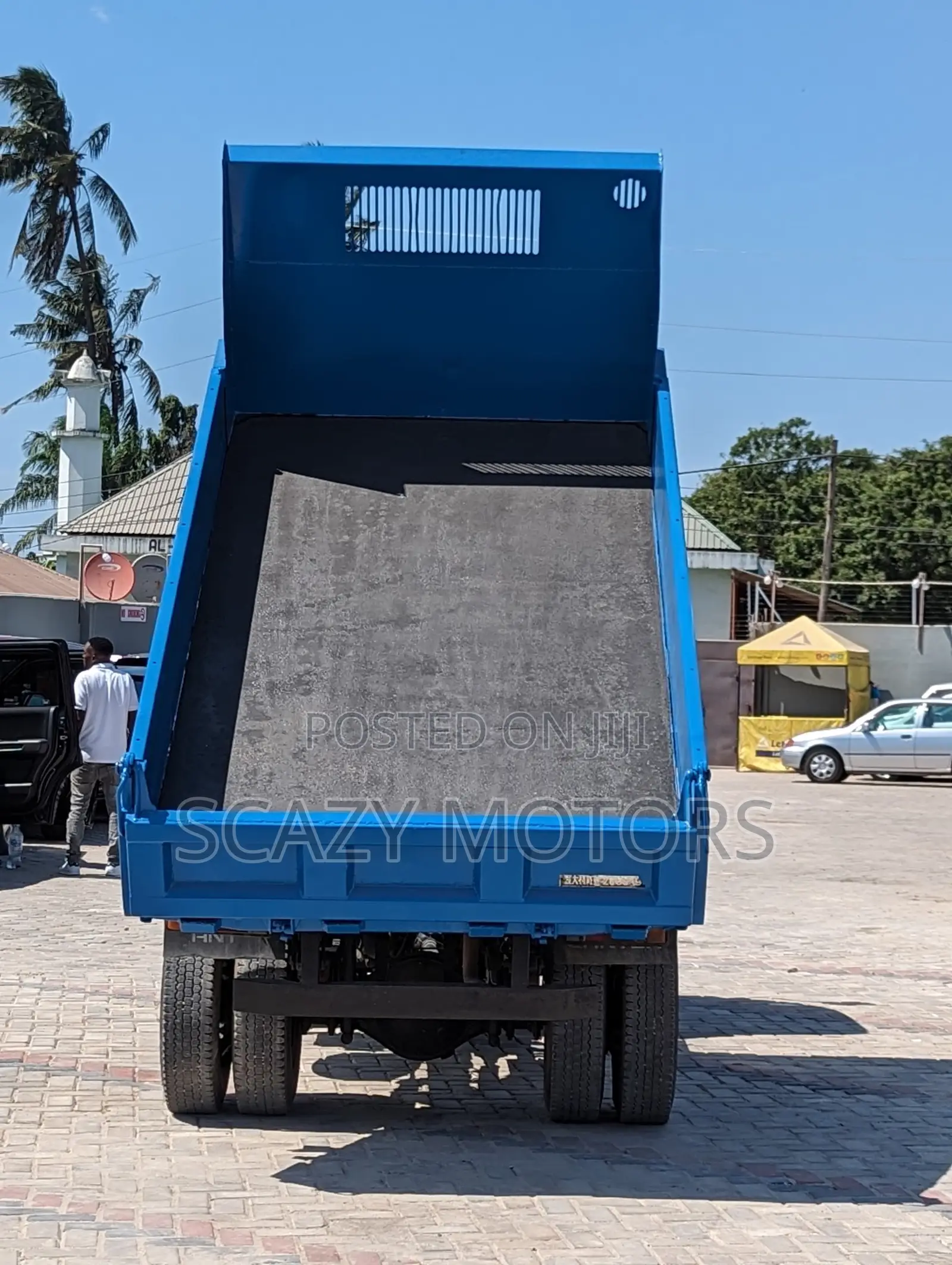 Mitsubishi Canter