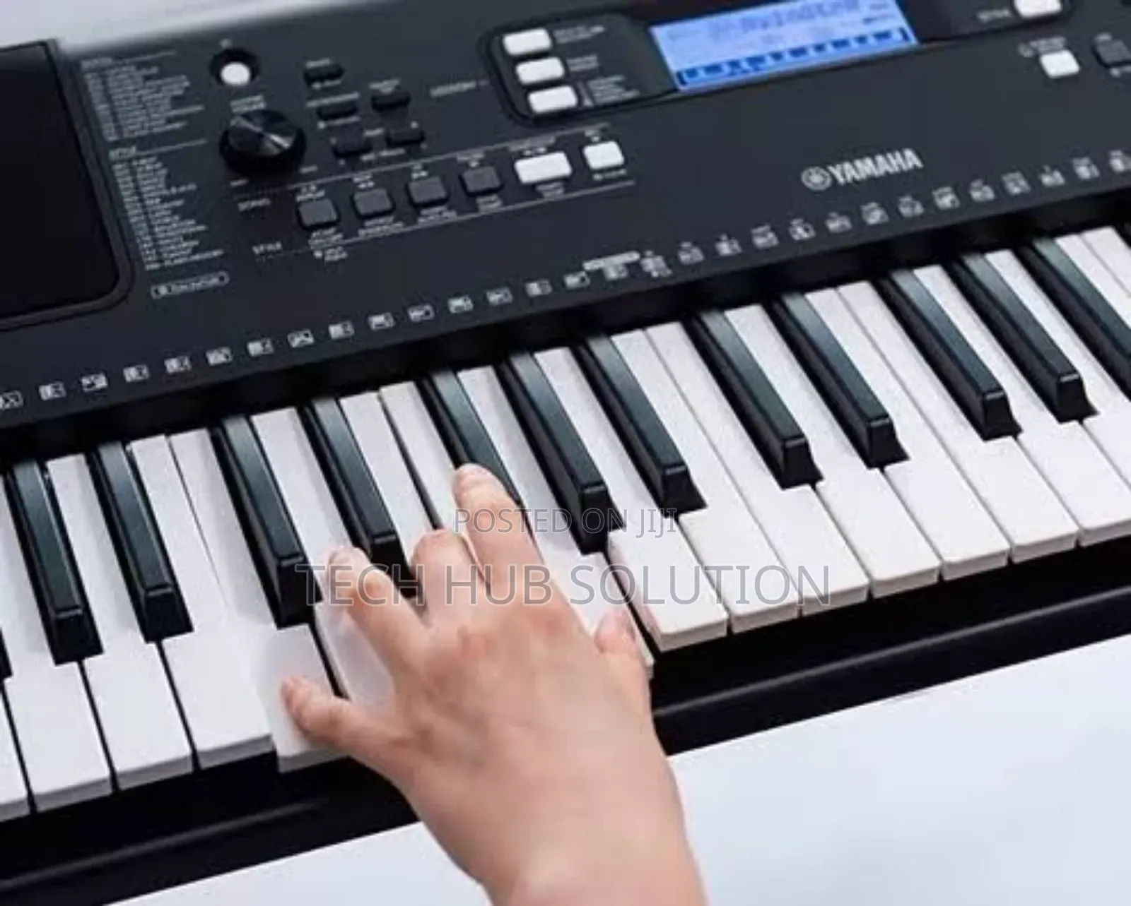 Brand New Yamaha Digital Keyboard PSR E373