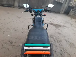 TVS HLX 125 2021 Black