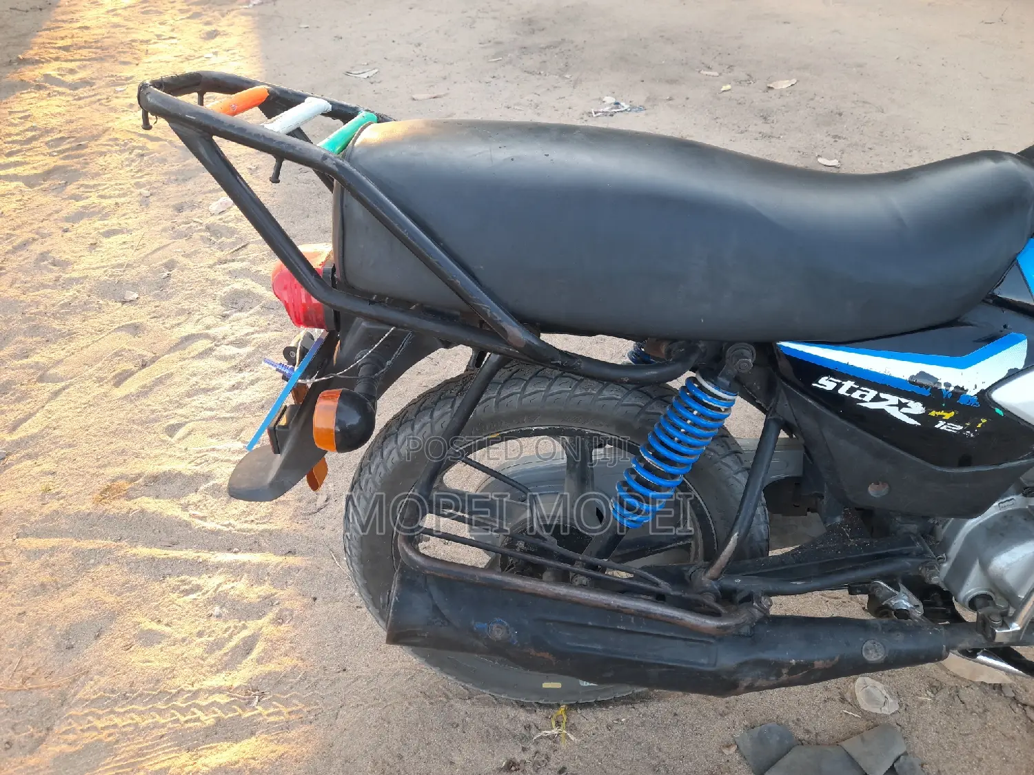 TVS HLX 125 2021 Black