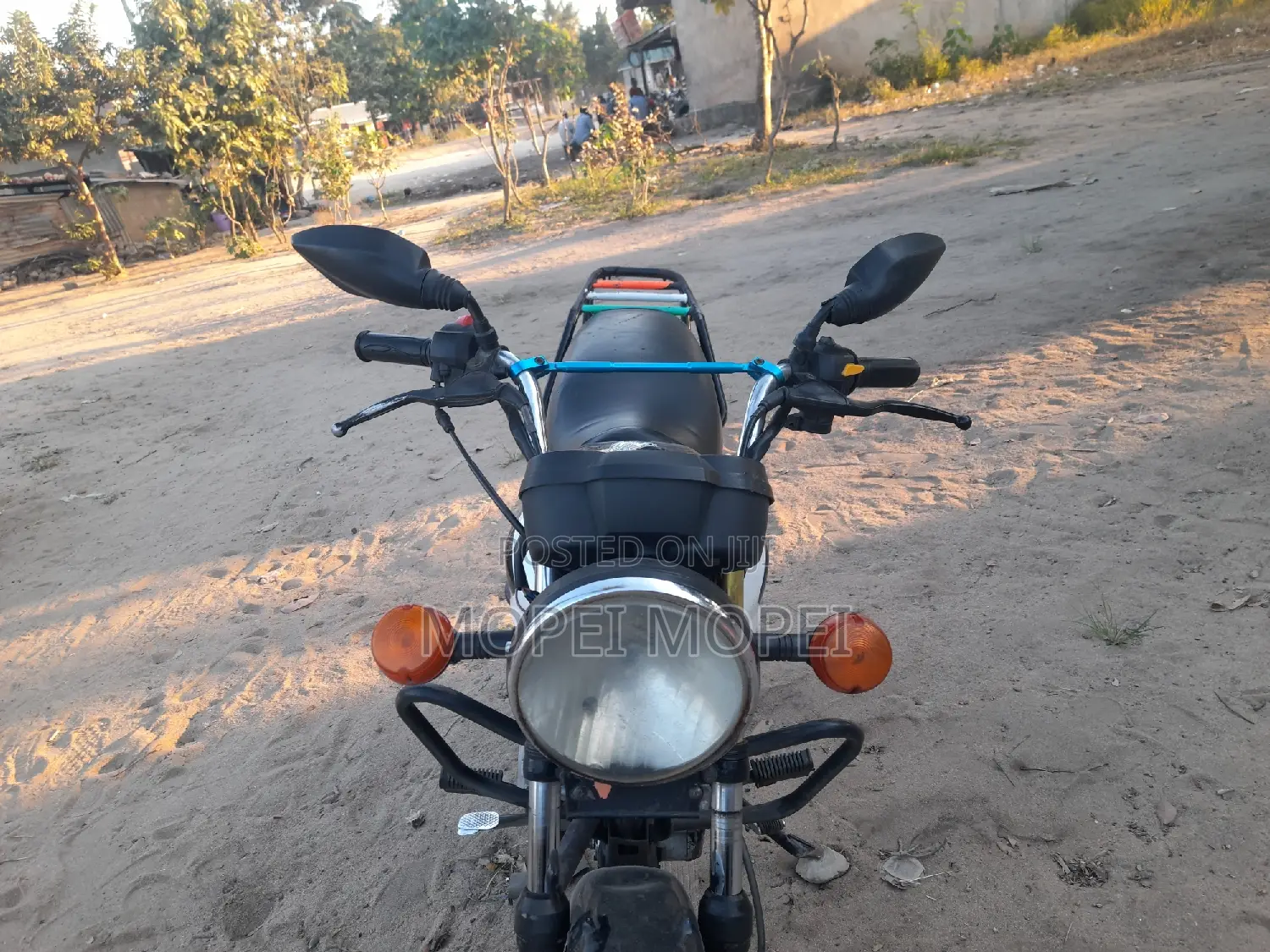 TVS HLX 125 2021 Black
