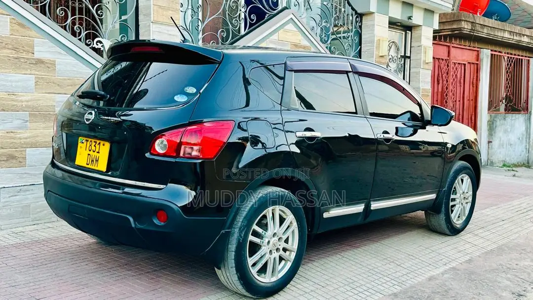 Nissan Dualis 2010 Black