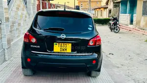 Nissan Dualis 2010 Black