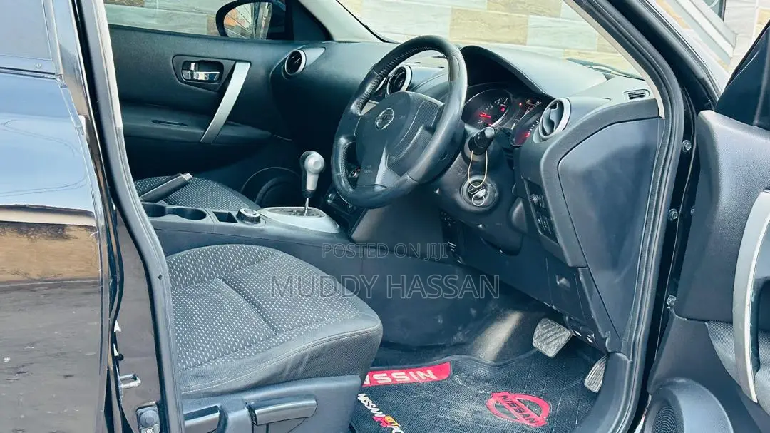 Nissan Dualis 2010 Black