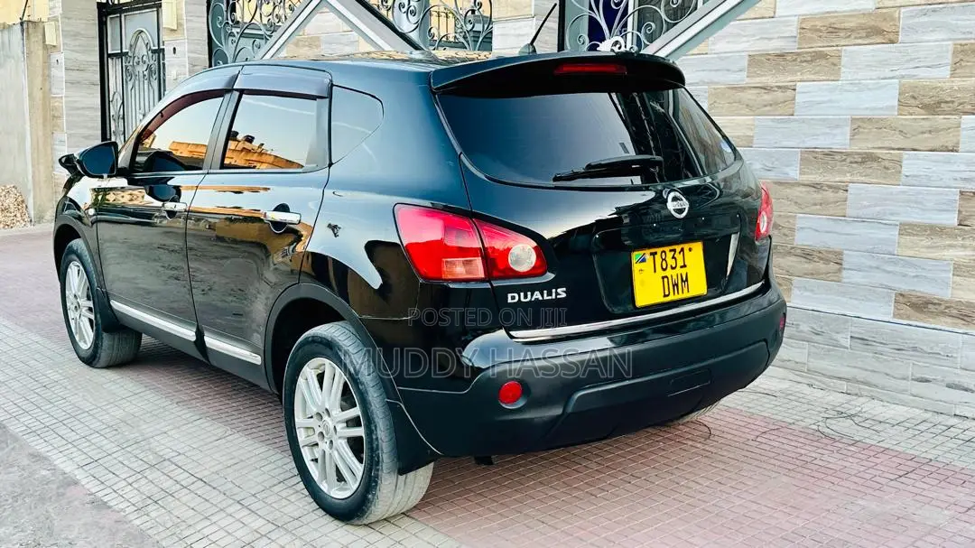 Nissan Dualis 2010 Black