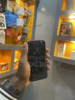 Apple iPhone 11 64 GB Red