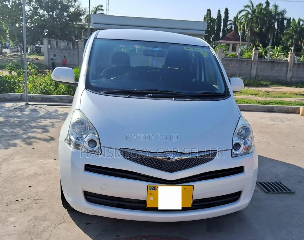 Toyota Ractis 2008 White
