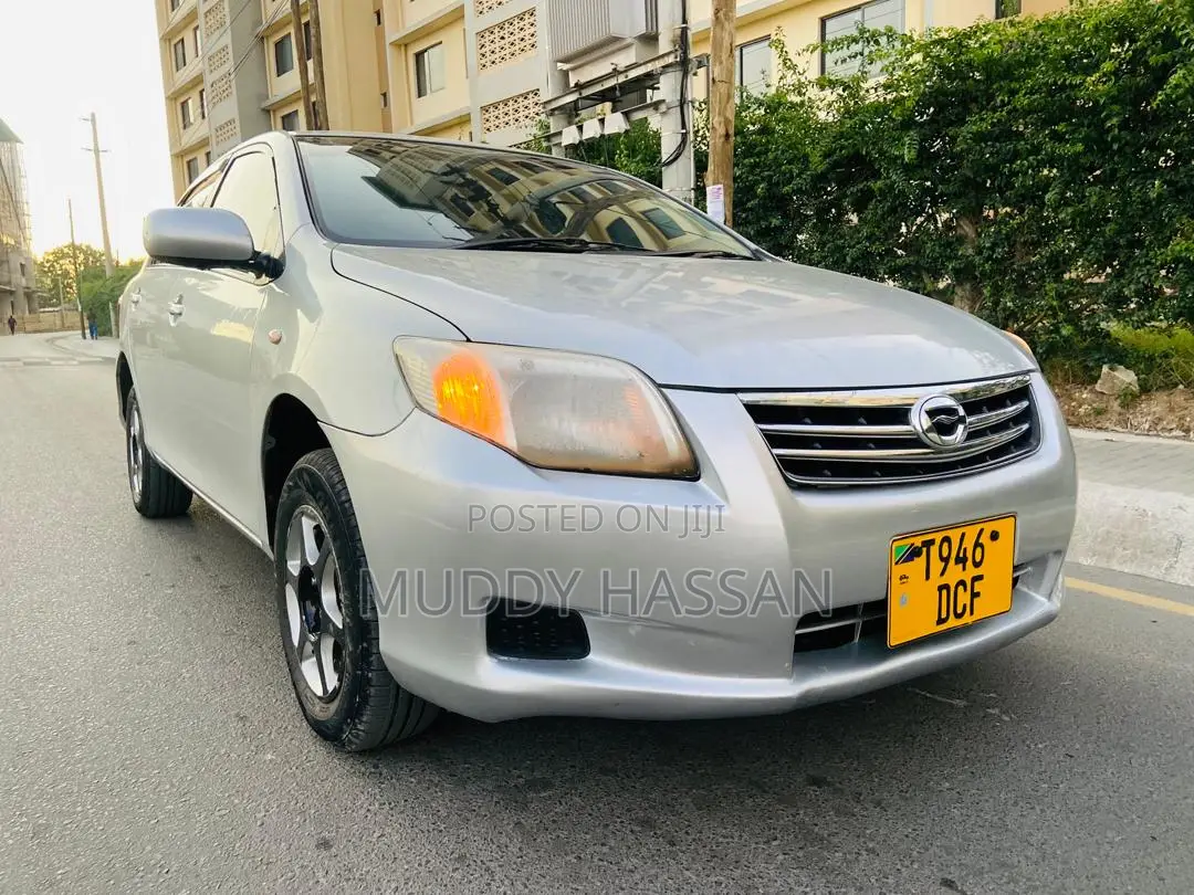 Toyota Axio 2006 Silver