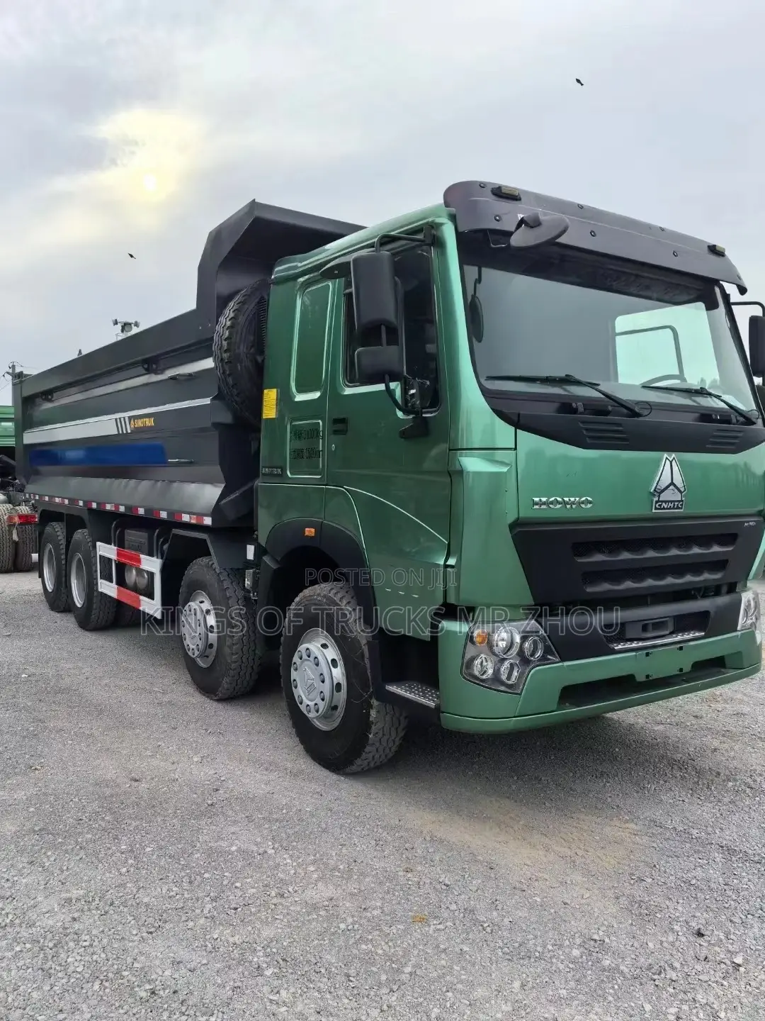 Brand New Howo 8x4 Dump Truck Stock for Sale