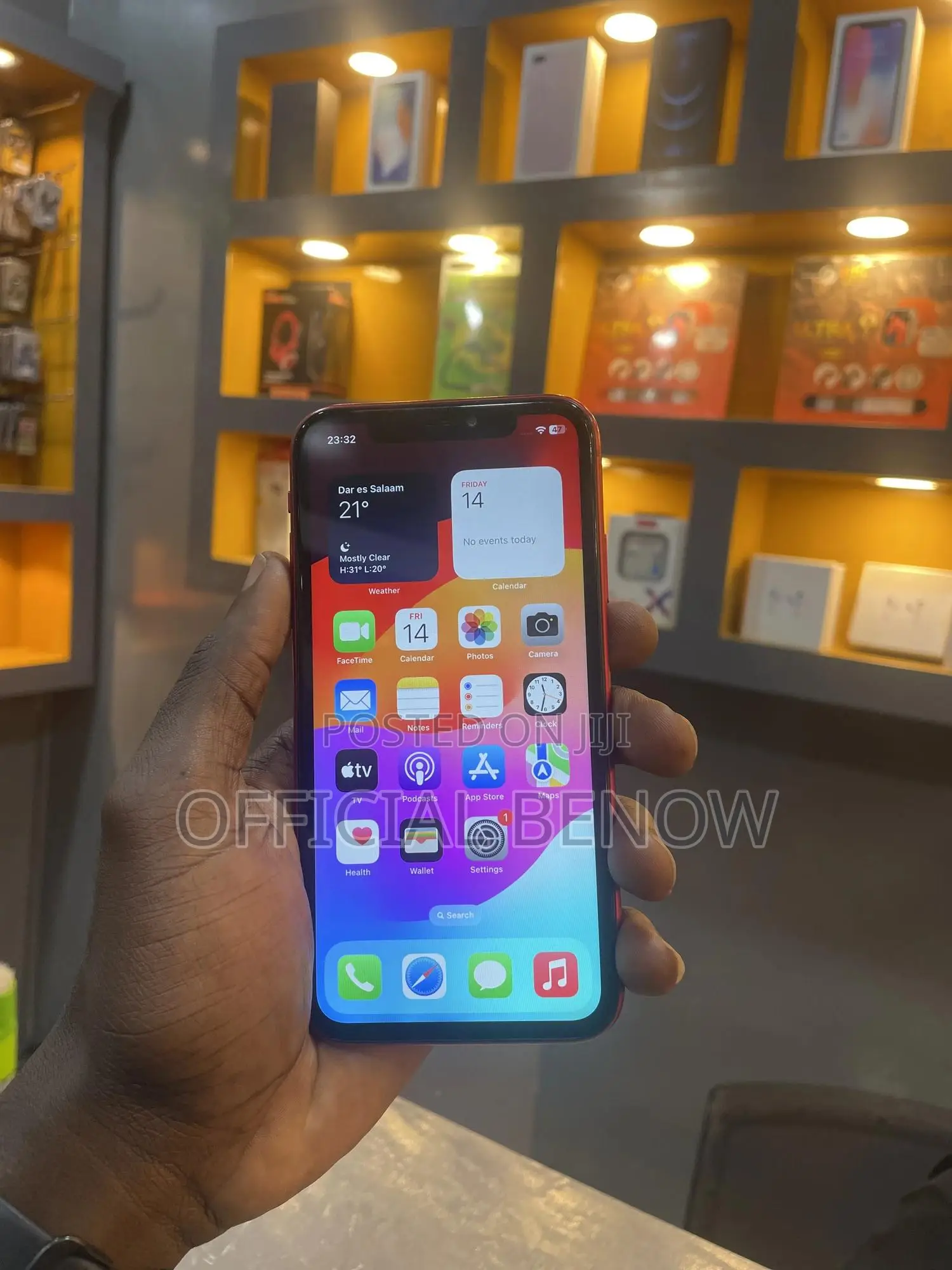 Apple iPhone 11 64 GB Red