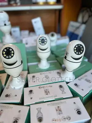 CCTV Camera, Bulb Wireless Camera Unaconnected Na Simu Pia