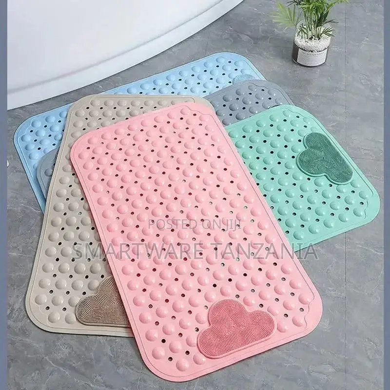Washable Bath Mat With Strong Suction Cups, Drainage Hole