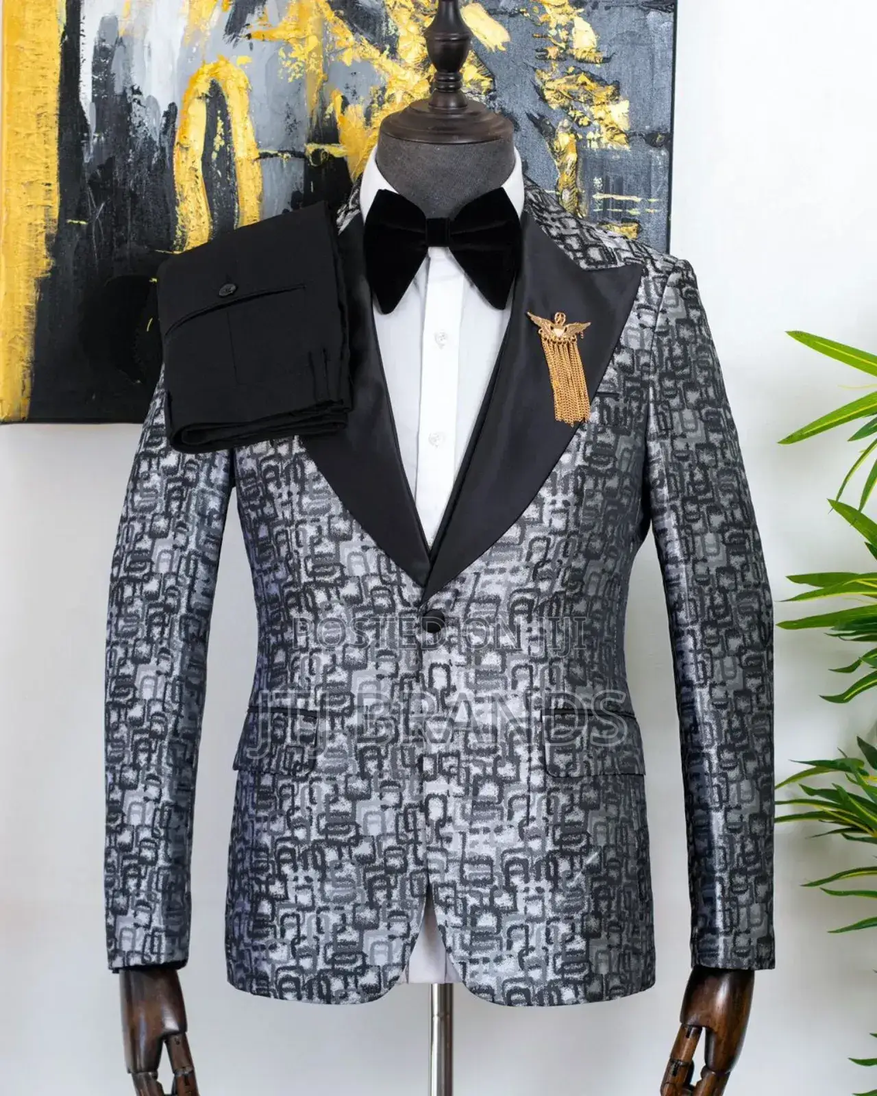 New Maridadi Suits