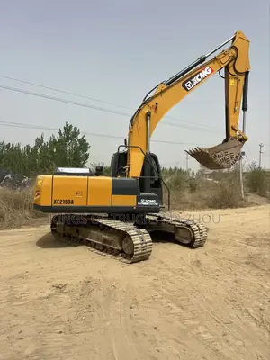 Ready to Order Used XCMG Excavator 215D
