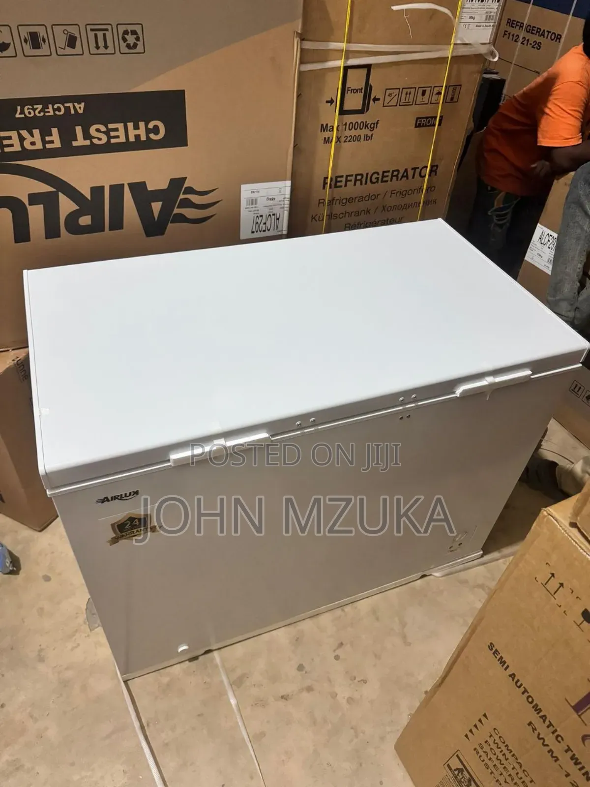 Freezer Liter 300 , Kubwaa Saana Bei 780,000