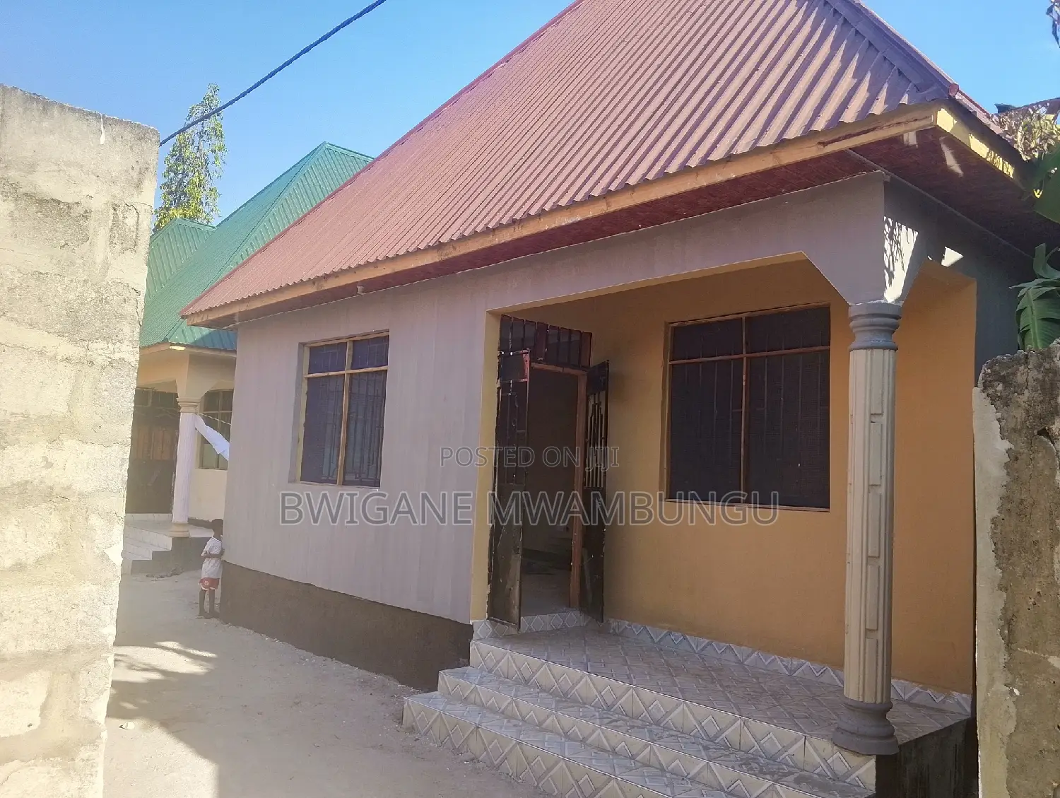 Furnished 5bdrm Apartment in Mwambungu Broker, Mbagala for sale