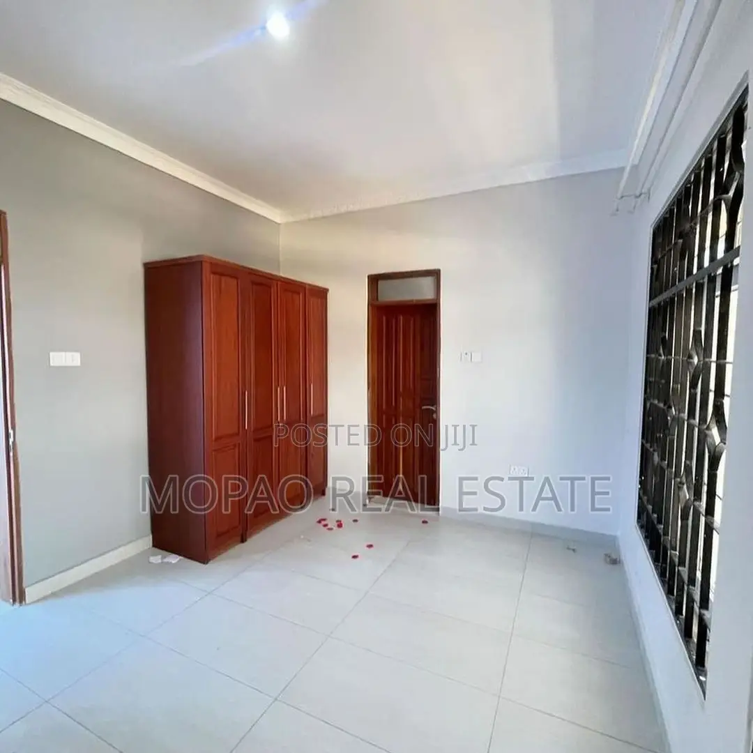4bdrm Villa in Salasala, Mbezi for rent