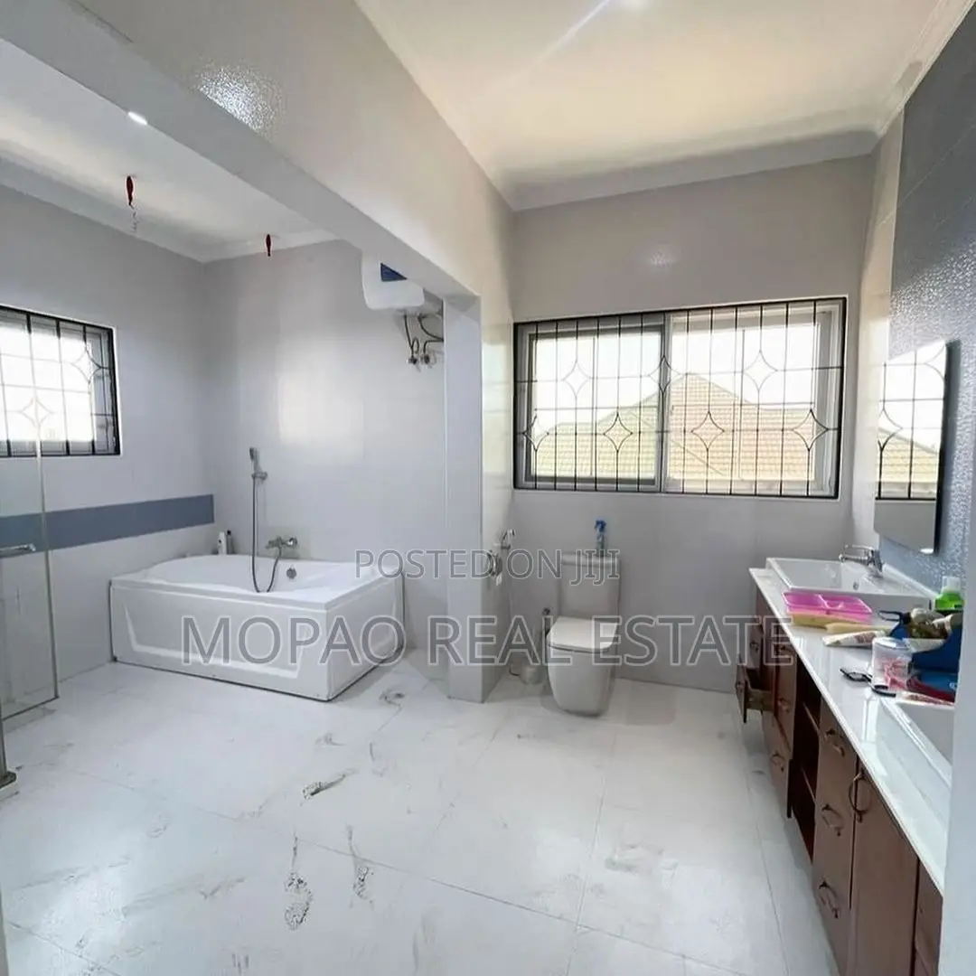 4bdrm Villa in Salasala, Mbezi for rent