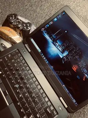 New Laptop Dell Latitude 5440 8GB Intel Core i5 HDD 500GB