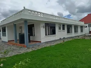 Photo - 4bdrm House in Mikocheni for rent