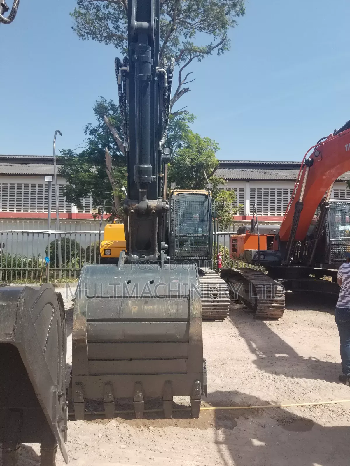 Brand New Hyundai R220ls for Sale