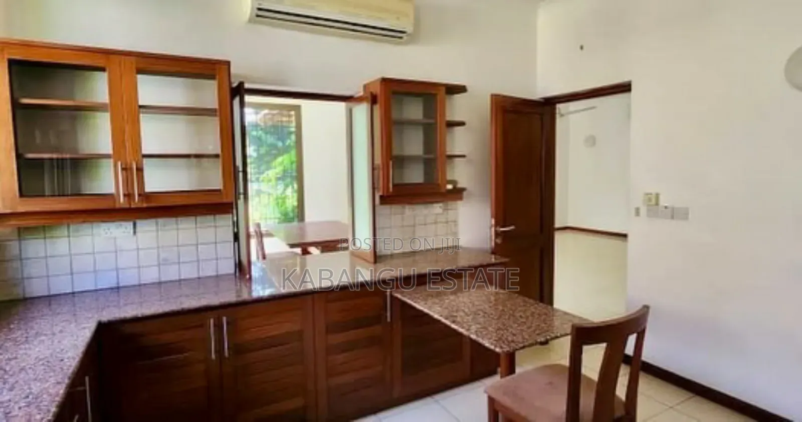 4bdrm Villa in Masaki, Kinondoni for rent