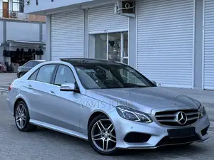 Mercedes-Benz E200 2013 Silver