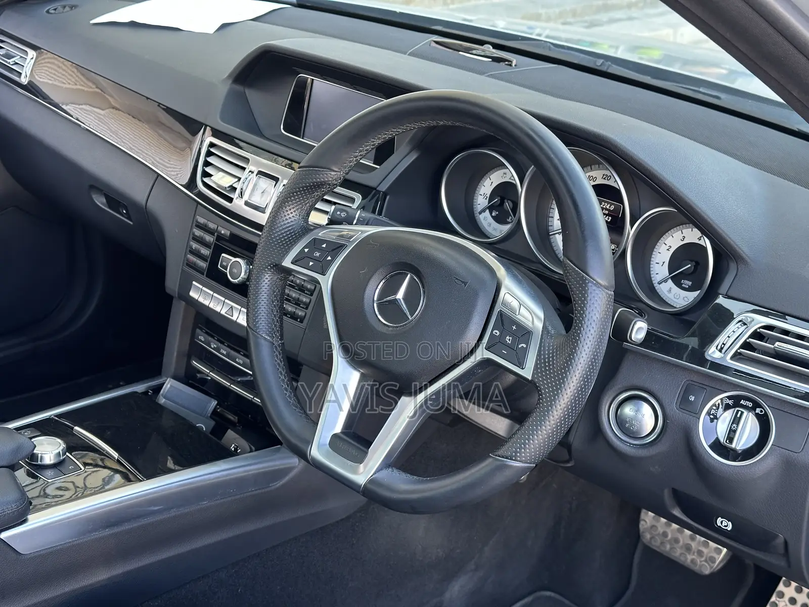 Mercedes-Benz E200 2013 Silver