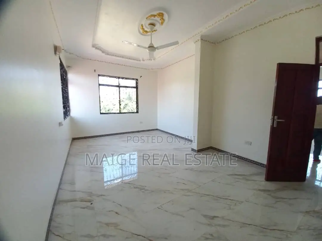 5bdrm Duplex in Mbezi Beach for rent