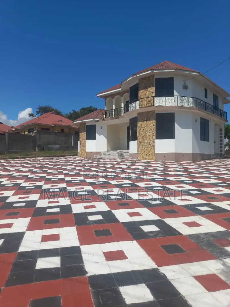 5bdrm Duplex in Mbezi Beach for rent