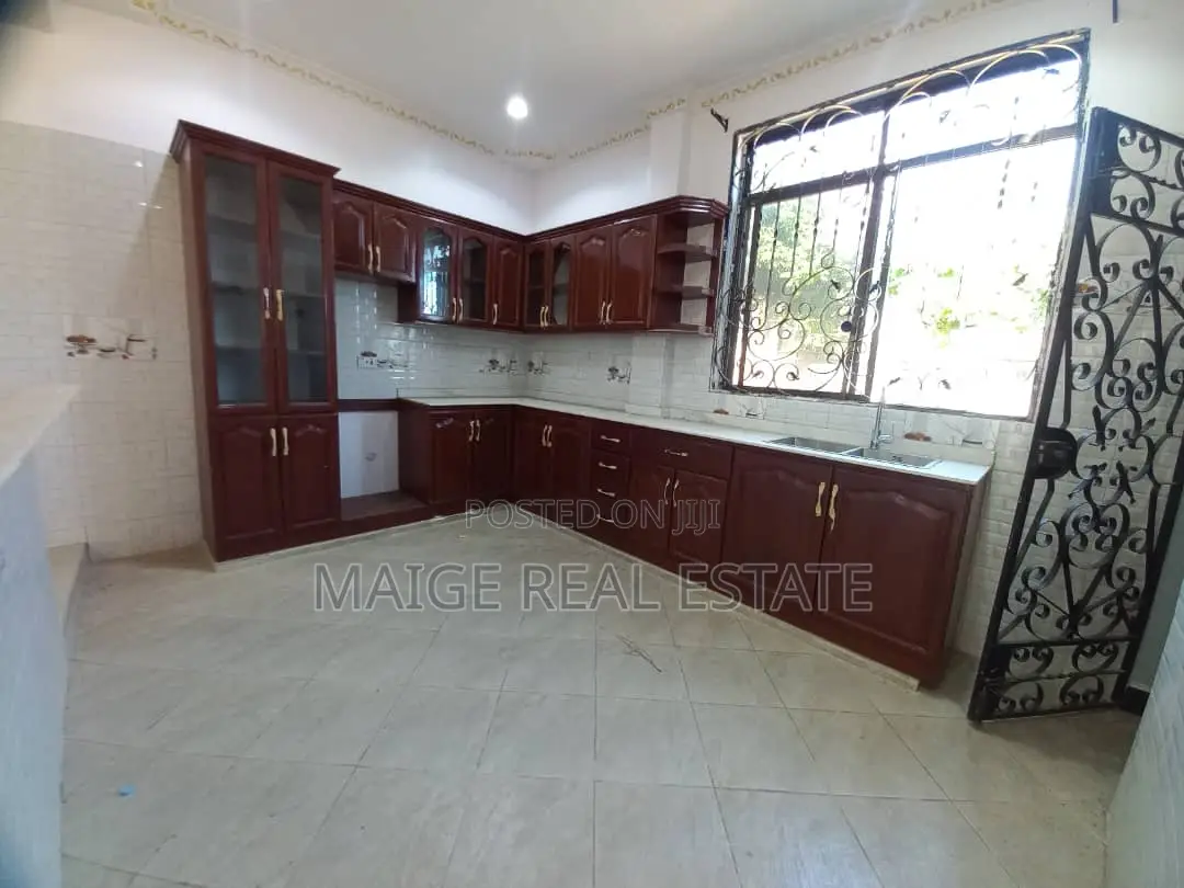 5bdrm Duplex in Mbezi Beach for rent
