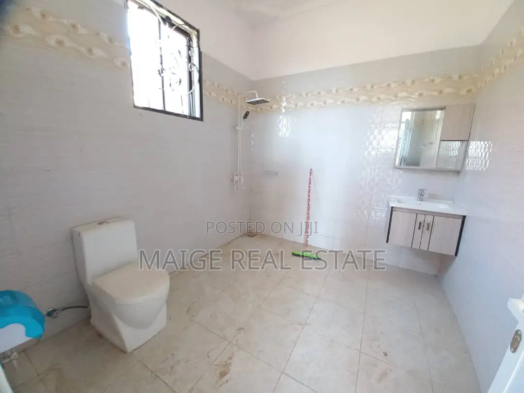 5bdrm Duplex in Mbezi Beach for rent