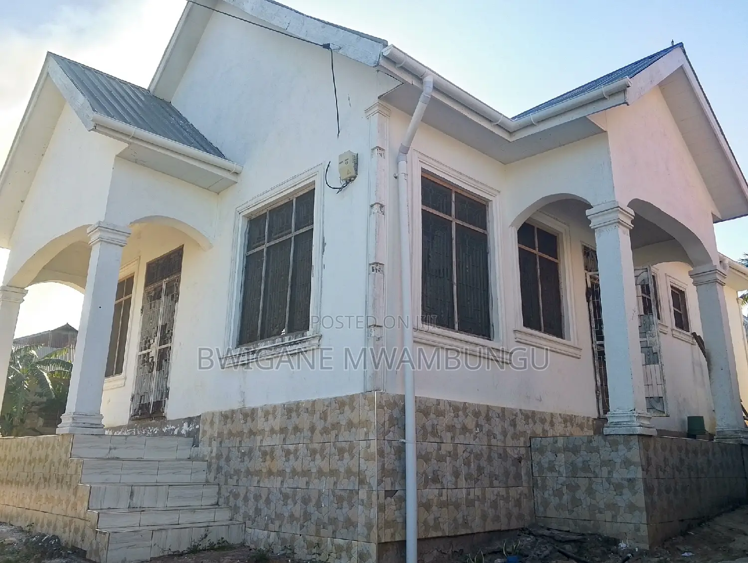 Furnished 3bdrm Apartment in Mwambungu Broker, Mbagala for sale
