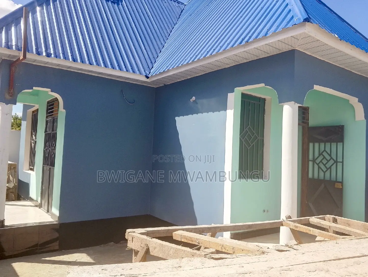 3bdrm Apartment in Mwambungu Broker, Mbagala for sale