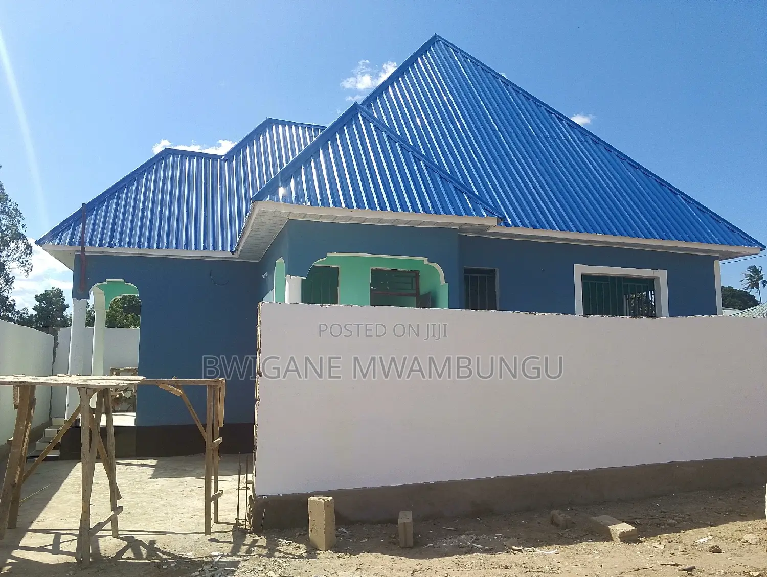 3bdrm Apartment in Mwambungu Broker, Mbagala for sale