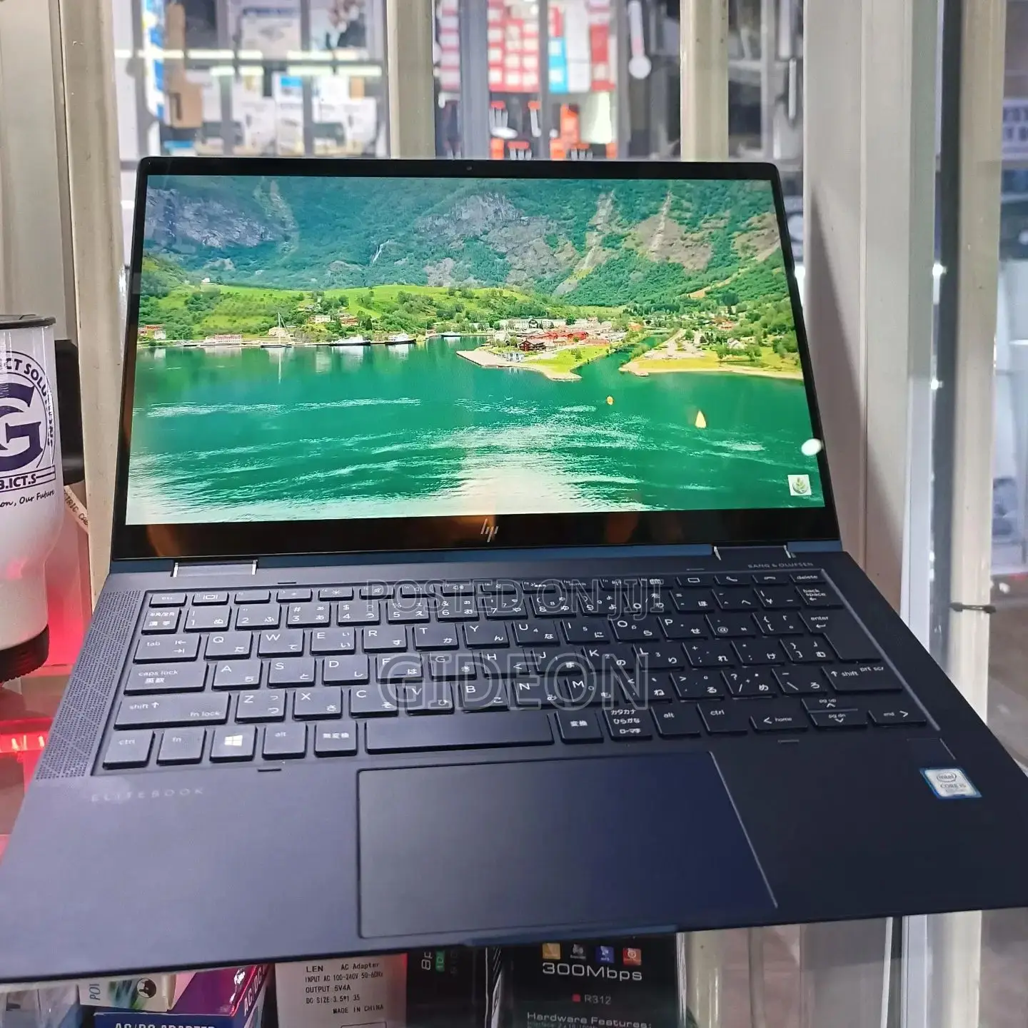 Laptop HP Elite Dragonfly G3 16GB Intel Core I7 SSD 512GB