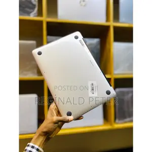 Laptop Apple MacBook Pro 2015 8GB Intel Core I5 SSD 256GB