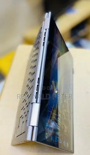 Laptop Lenovo Yoga 730 8GB Intel Core I5 SSD 250GB