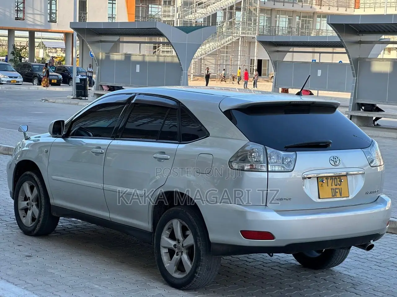 Toyota Harrier 2004 Silver