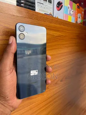 New Samsung Galaxy A05 64 GB Black