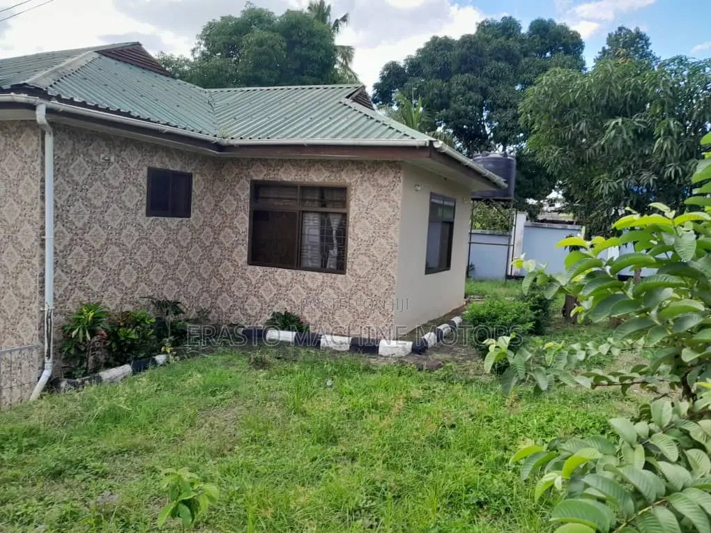 Furnished 5bdrm House in Ubungo, Kinondoni for sale