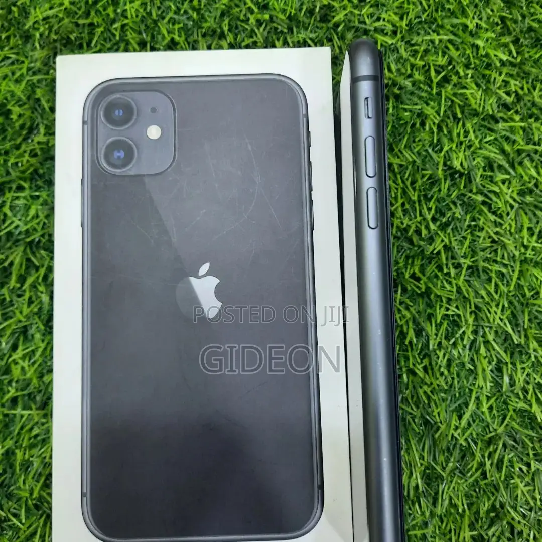New Apple iPhone 11 128 GB Black