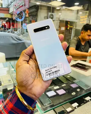 Samsung Galaxy S10 Plus 128 GB White